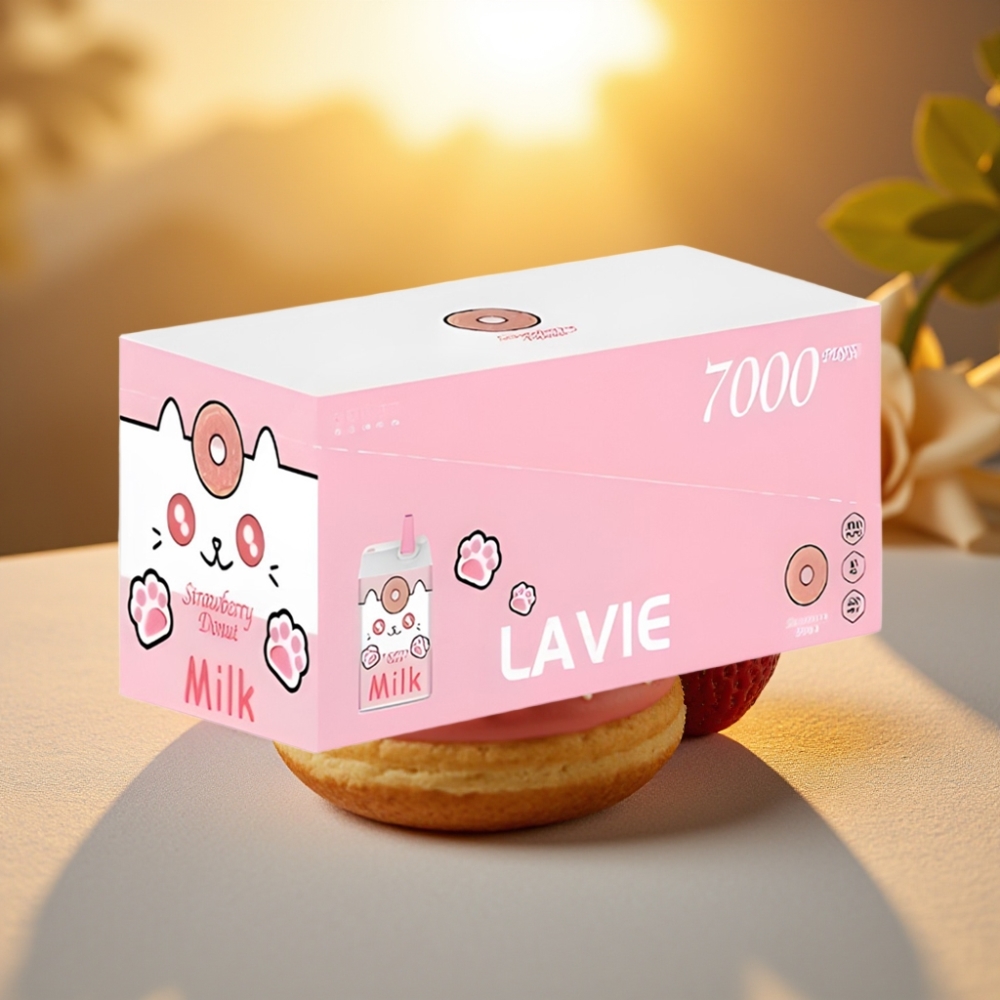 LAVIE Milk 7000 Puffs Beignet Fraise - 16ML, 600mAh, Type C